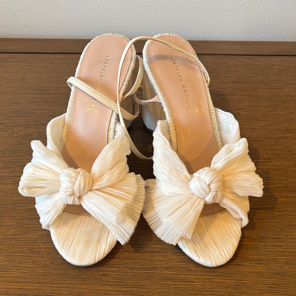 Loeffler Randall Women's Cream Bow Sandals